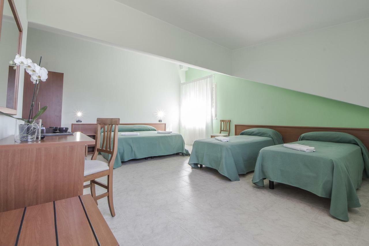 Poggio Active Hotel Сан-Джованни-Ротондо Экстерьер фото